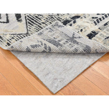 Load image into Gallery viewer, 3&#39;1&quot;x3&#39;1&quot; Light Gray with Black, Organic Wool Hand Knotted, Modern Design Fragment Sample, Square Oriental Rug FWR482010