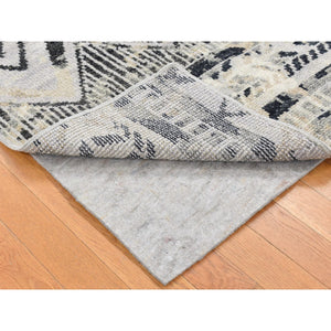3'1"x3'1" Light Gray with Black, Organic Wool Hand Knotted, Modern Design Fragment Sample, Square Oriental Rug FWR482010