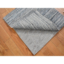 Load image into Gallery viewer, 2&#39;1&quot;x2&#39;1&quot; Taupe, Hand Loomed, 100% Wool, Textured, Modern Stripe Design, Mat Oriental Rug FWR482208