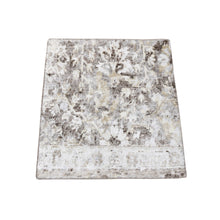 Load image into Gallery viewer, 2&#39;x2&#39; Light Gray, Plant Based Silk and Textured Wool Modern Design, Hand Knotted, Mat Square Oriental Rug FWR482634