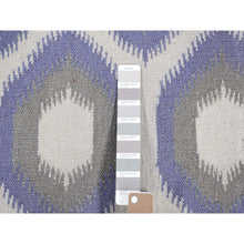 Load image into Gallery viewer, 2&#39;5&quot;x6&#39; Silver Gray, Hand Woven Kilim Geometric Design, Flat Weave Natural Wool, Reversible Runner Oriental Rug FWR483204