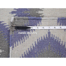 Load image into Gallery viewer, 4&#39;x6&#39; Silver Gray, Hand Woven Kilim Geometric Design, Flat Weave Soft Wool, Reversible Oriental Rug FWR483342