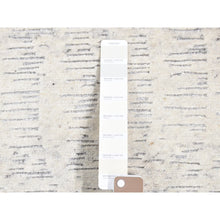 Load image into Gallery viewer, 2&#39;2&quot;x3&#39; Ivory, Modern with Repetitive Curvilinear Design Undyed Natural Wool, Hand Knotted Tone on Tone, Mat Oriental Rug FWR483618