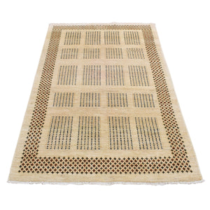 4'x6' Beige, Peshawar Gabbeh with Intricate Design, Hand Knotted, Pure Wool, Natural Dyes Oriental Rug FWR484296