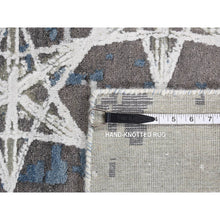 Load image into Gallery viewer, 10&#39;x14&#39;1&quot; Agreeable Gray, THE HONEYCOMB Award Winning Design, Hand Knotted Wool and Silk, Oriental Rug FWR484758