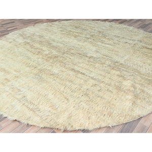 12'1"x12'1" Beige, Shaggy Moroccan Exotic Texture, Undyed Natural Wool Hand Knotted, Round Oriental Rug FWR495948