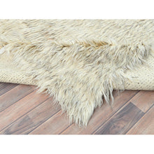 Load image into Gallery viewer, 7&#39;7&quot;x9&#39;10&quot; Gray, Undyed Natural Wool Hand Knotted, Shaggy Moroccan Exotic Texture, Oriental Rug FWR495966