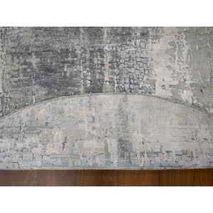 8'x8' Cloud Gray, Abstract with Mosaic Design, Wool and Silk, Hand Knotted, Round Oriental Rug FWR507942