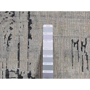 8'9"x12'2" Goose Gray, THE CANE Design, Pure Silk with Textured Wool, Hand Knotted, Oriental Rug FWR522702