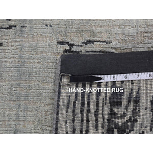 8'9"x12'2" Goose Gray, THE CANE Design, Pure Silk with Textured Wool, Hand Knotted, Oriental Rug FWR522702