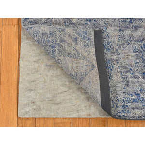 4'9"x7' Medium Gray, ERASED ROSSETS, Silk with Textured Wool, Hand Knotted, Oriental Rug FWR523020