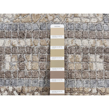 Load image into Gallery viewer, 5&#39;2&quot;x6&#39;10&quot; Tan Color, Silken, Roman Mosaic Design, Hand Knotted, Oriental Rug FWR523068