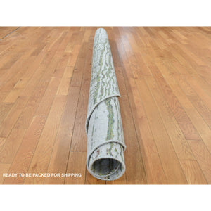 7'10"x7'10" Cloud Gray, Fine Jacquard Hand Loomed, Modern Design, Wool and Art Silk, Round Oriental Rug FWR524130
