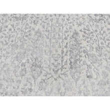 Load image into Gallery viewer, 7&#39;9&quot;x7&#39;9&quot; Gainsboro Gray, Jacquard Hand Loomed, Broken Cypress Tree Design, Wool and Silk, Thick and Plush, Round Oriental Rug FWR524154
