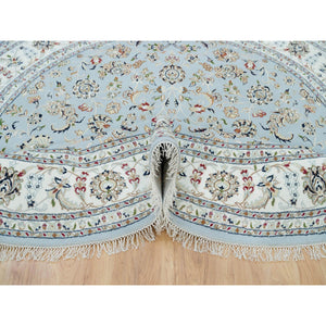 7'6"x7'6" Beau Blue, 250 KPSI, Extra Soft Wool, Hand Knotted, Nain with All Over Flower Design, Round Oriental Rug FWR540072