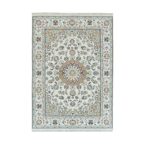 4'7"x6'8" Powder White, Nain with Center Medallion Flower Design, 250 KPSI, 100% Wool, Hand Knotted, Oriental Rug FWR540078