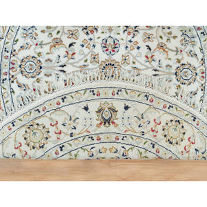 4'1"x4'1" Powder White, Hand Knotted, Nain with All Over Flower Design, 250 KPSI, Soft Wool, Round Oriental Rug FWR540156