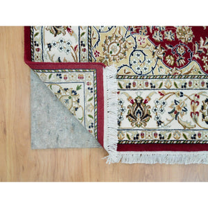 4'6"x6'10" Burgundy Red, Nain with Center Medallion Flower Design, 250 KPSI, Soft Wool, Hand Knotted, Oriental Rug FWR540372