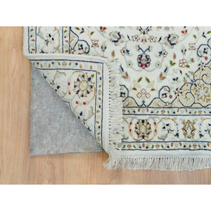 2'9"x4' Powder White, 250 KPSI, 100% Wool, Hand Knotted, Nain with Center Medallion Flower Design, Oriental Rug FWR540402